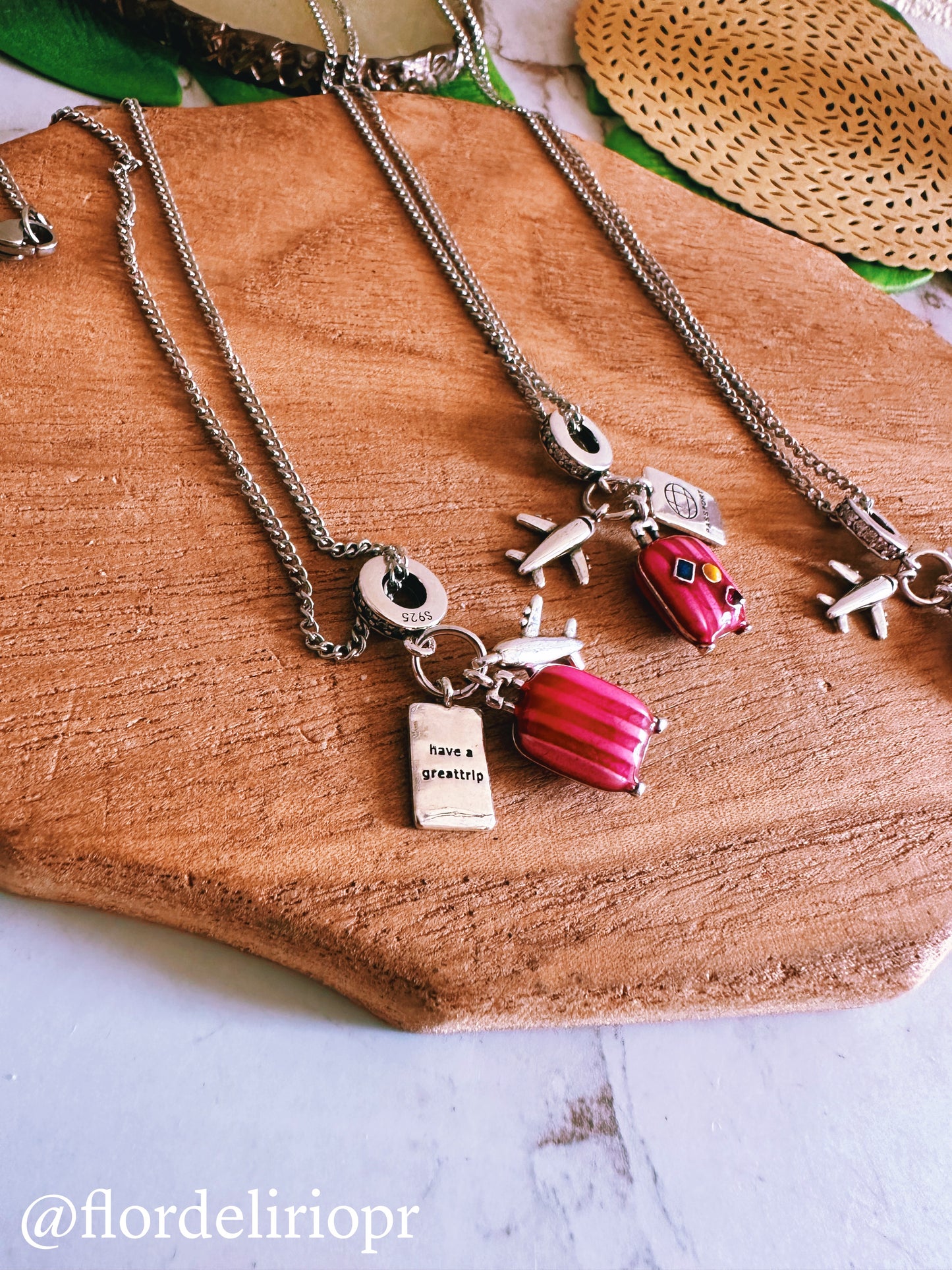 Pink baggage travel lover necklace