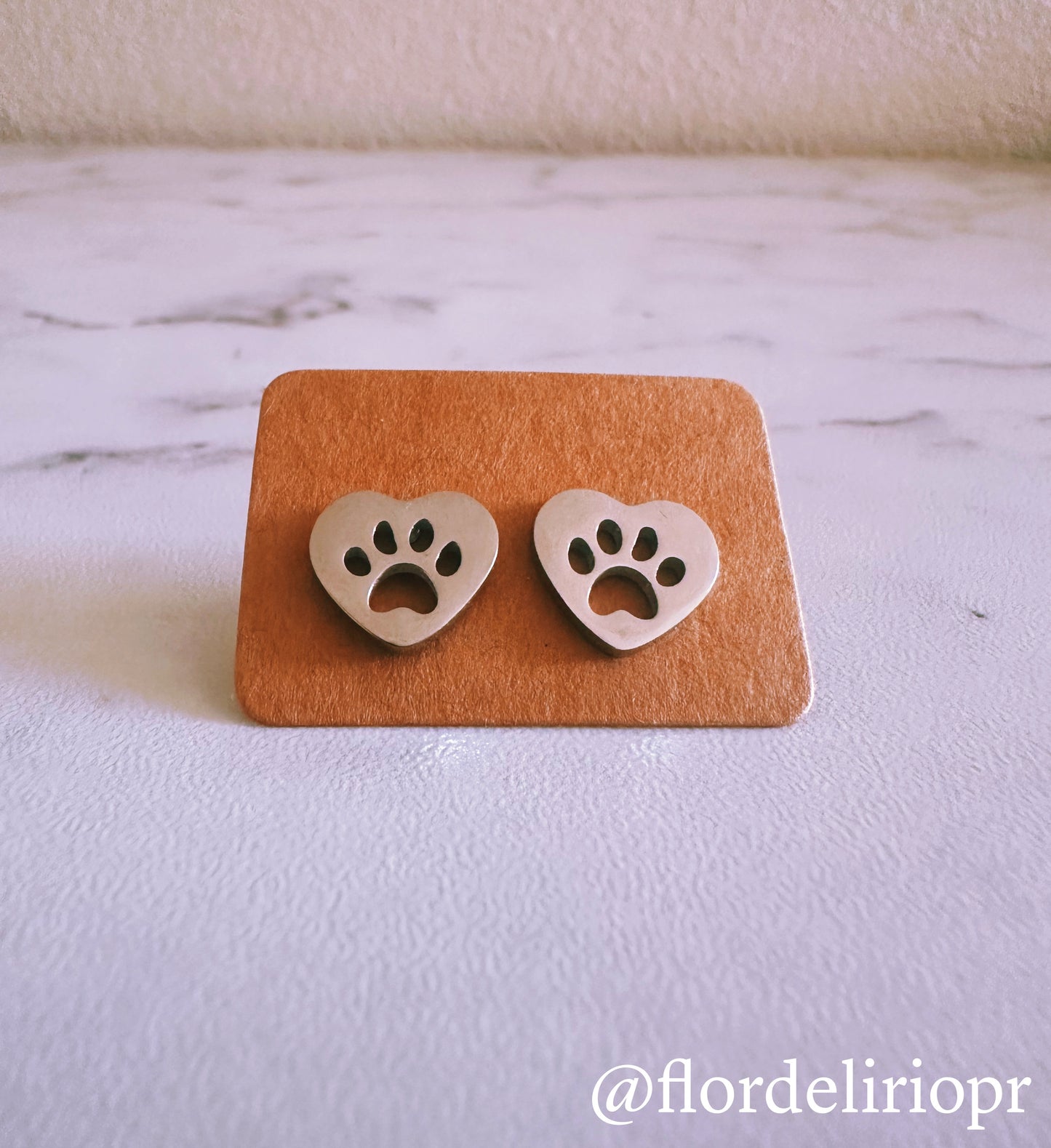 Heart paw earrings