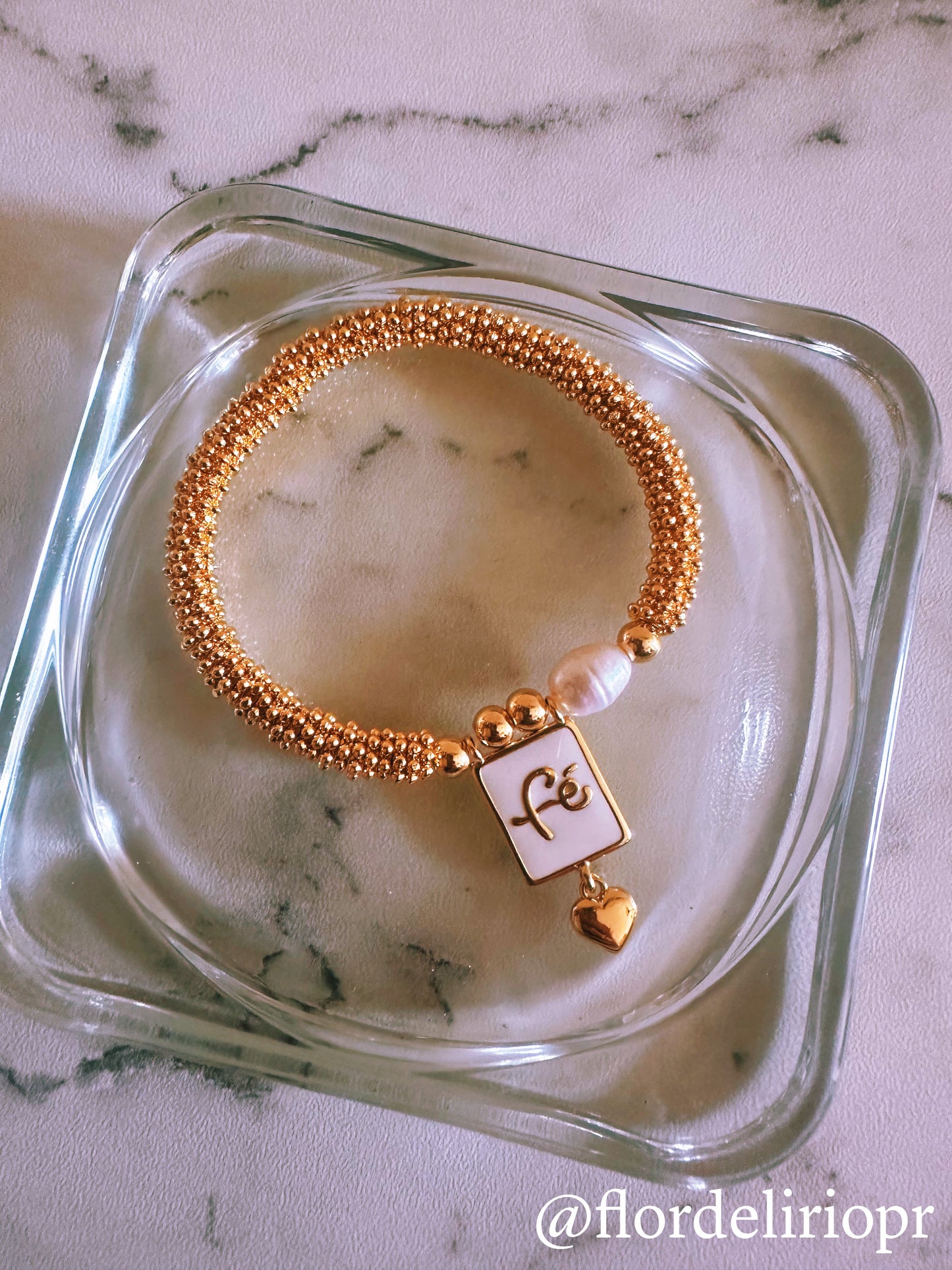 Fe love gold bracelet