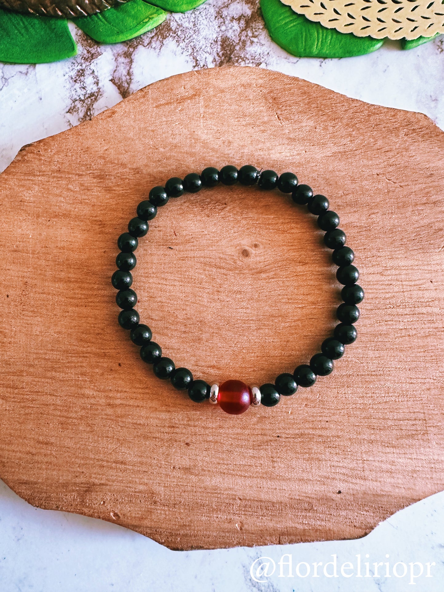 Wine stone black beads bracelet