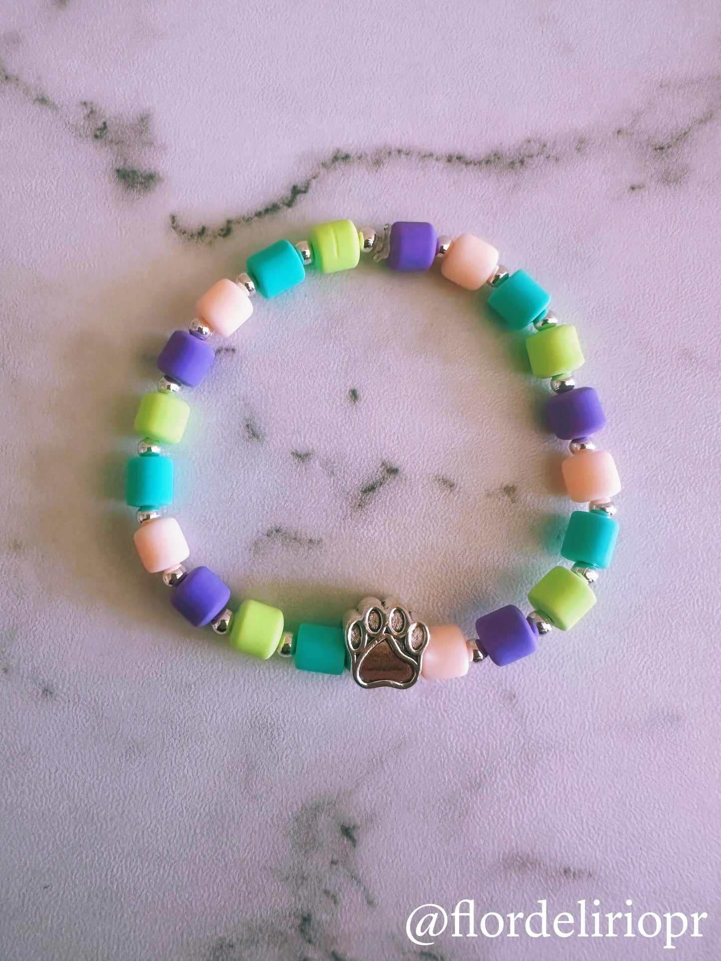 Softy beads paw bracelet