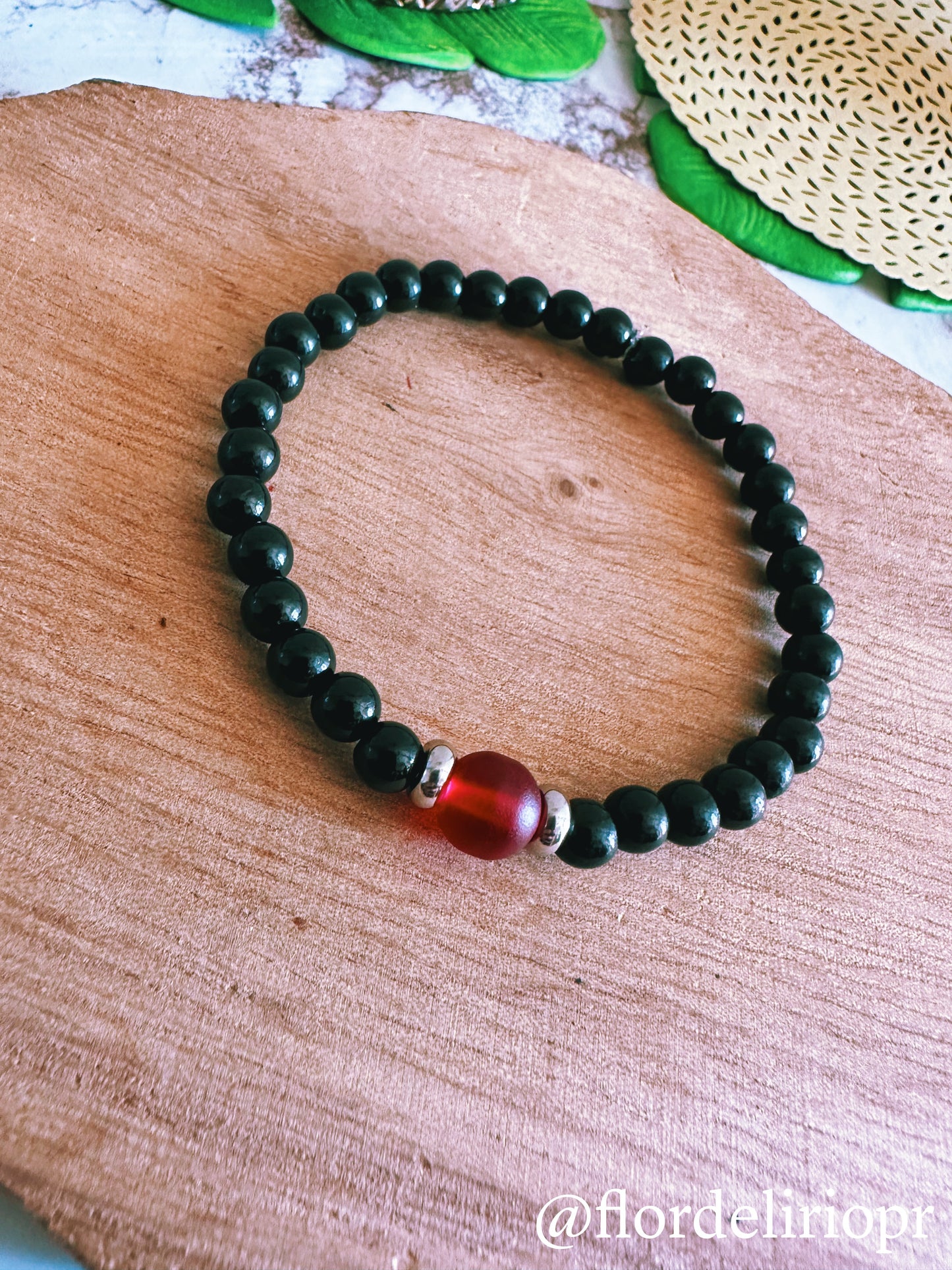 Wine stone black beads bracelet